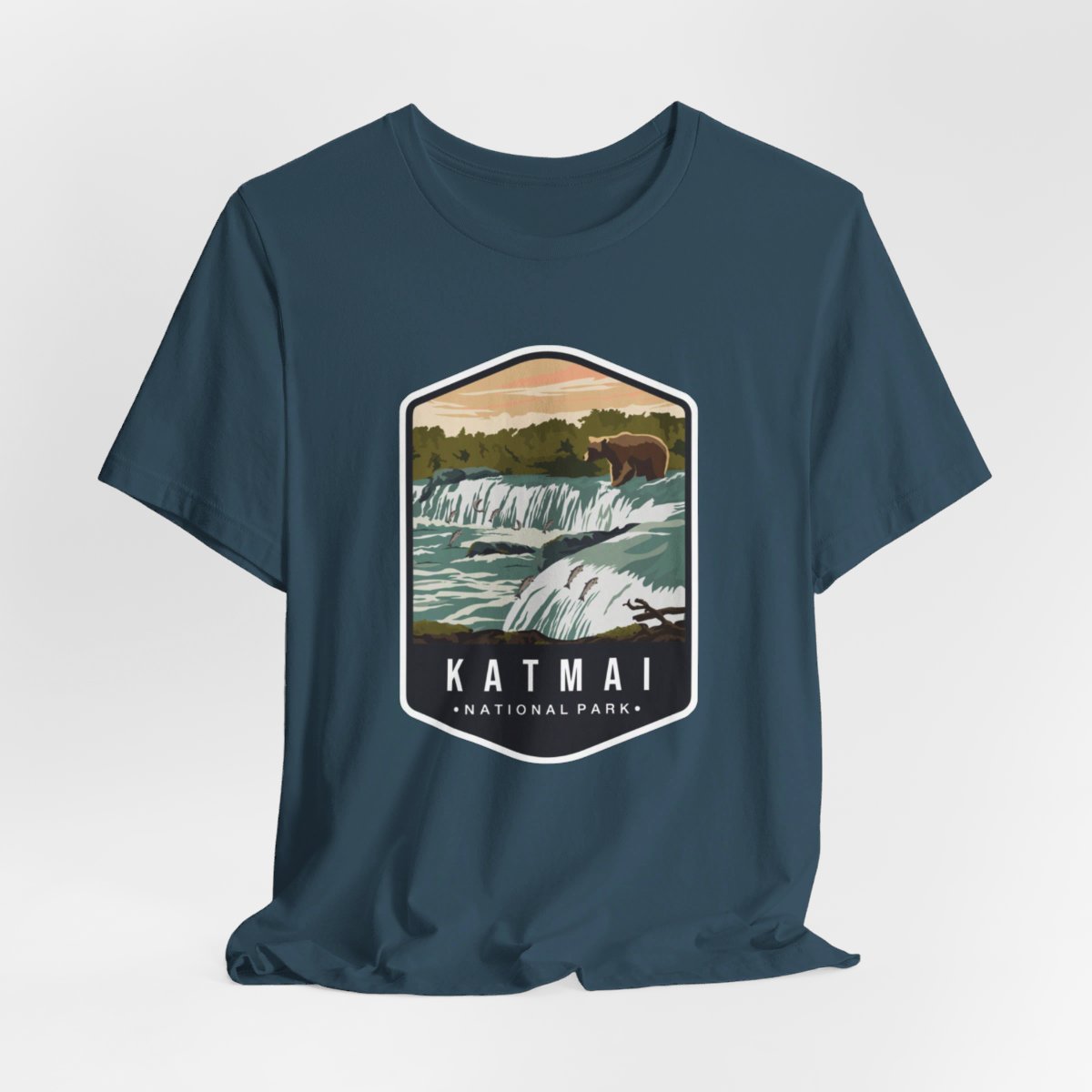 Katmai National Park Color Badge 01 Short Sleeve Tee