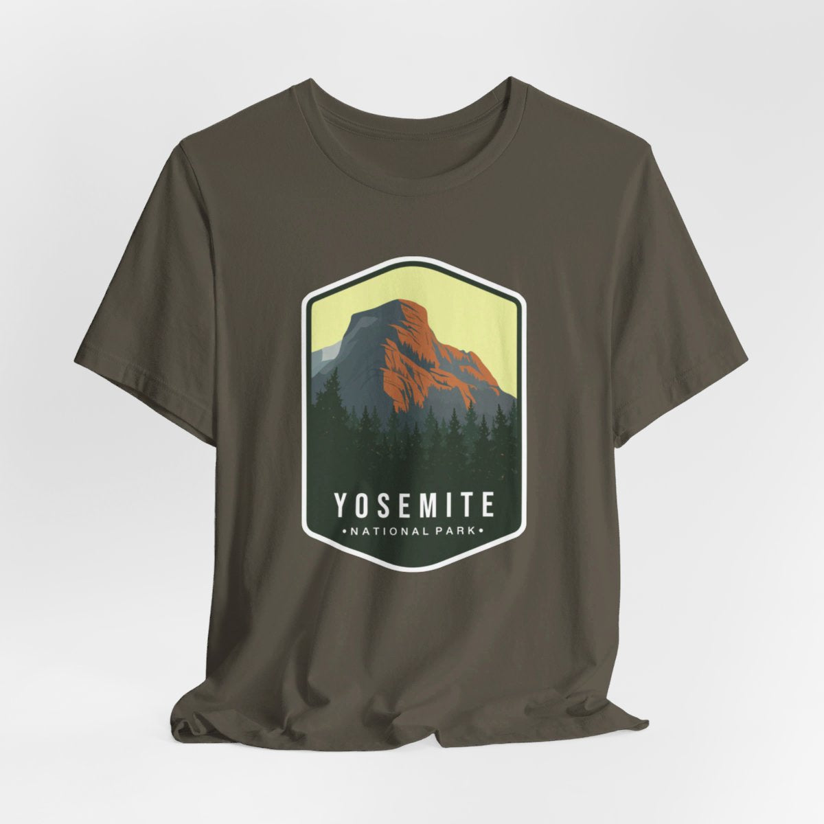 Yosmite National Park Color Badge 01 Short Sleeve Tee