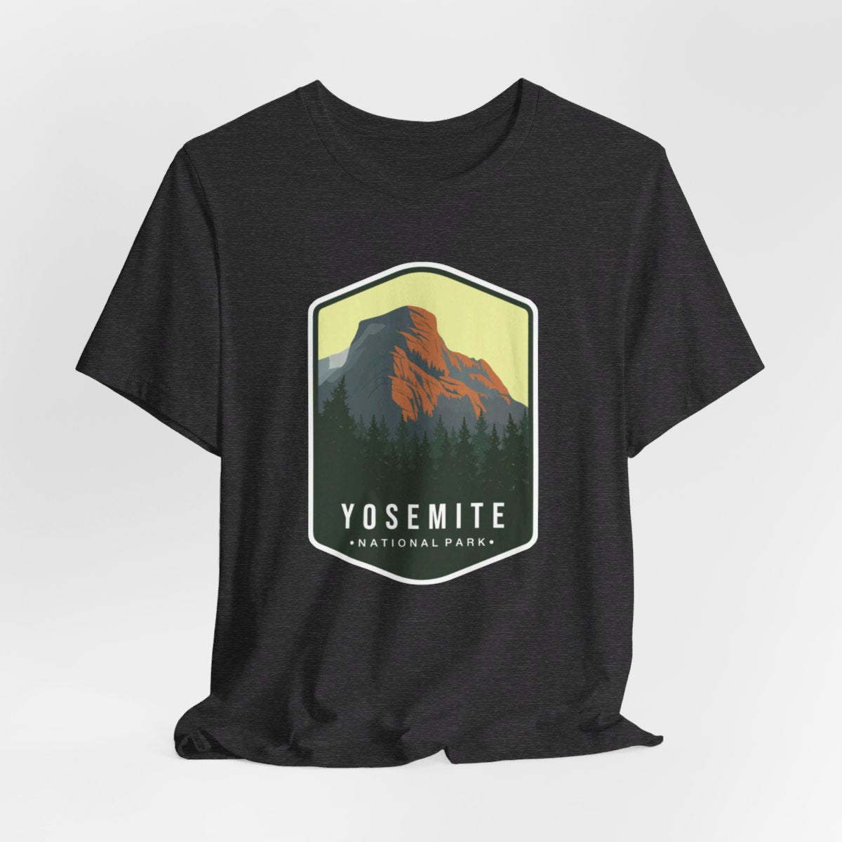 Yosmite National Park Color Badge 01 Short Sleeve Tee