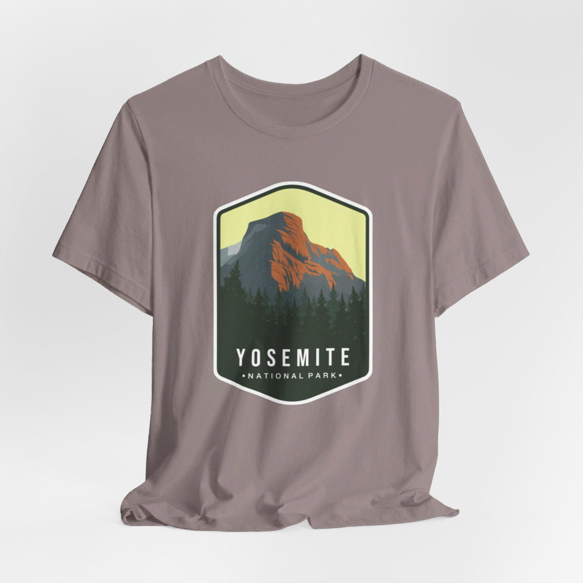Yosmite National Park Color Badge 01 Short Sleeve Tee