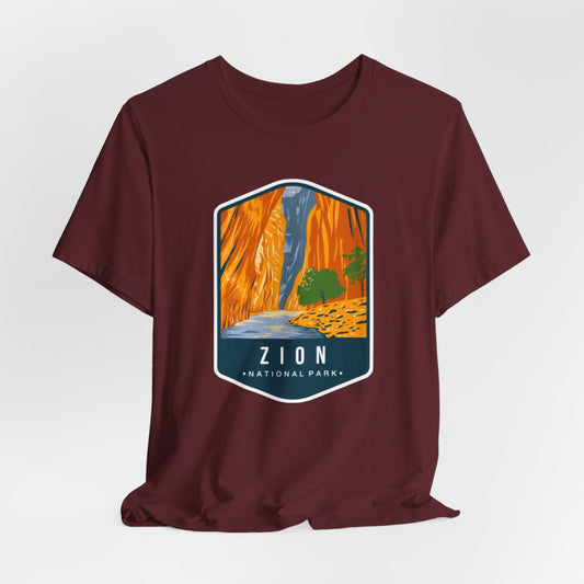 Zion National Park Color Badge 01 Short Sleeve Tee